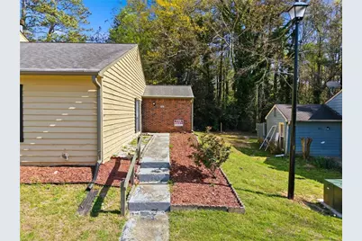 129 Sandalwood Cir, Lawrenceville, GA 30046 - Photo 6