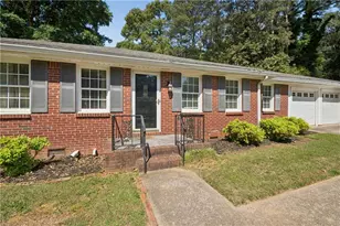 240 Gilbert Rd, Fayetteville, GA 30214 - Photo 2