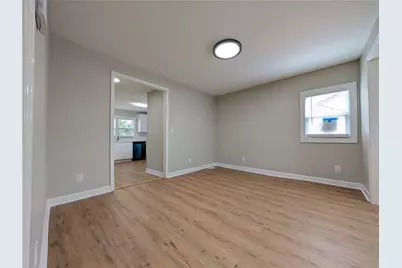 1377 Pine Avenue, Atlanta, GA 30344 - Photo 4