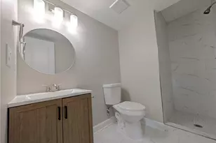 1377 Pine Ave, Atlanta, GA 30344 - Photo 18