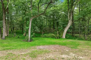 566 Versailles Dr, Auburn, GA 30011 - Photo 82