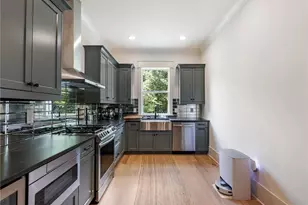 566 Versailles Dr, Auburn, GA 30011 - Photo 24