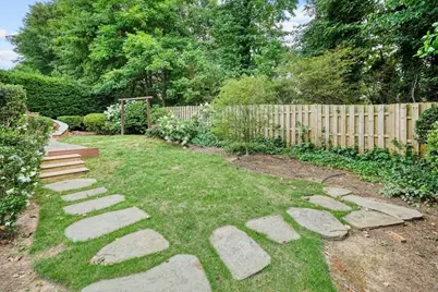 300 Shelli Lane, Roswell, GA 30075 - Photo 70