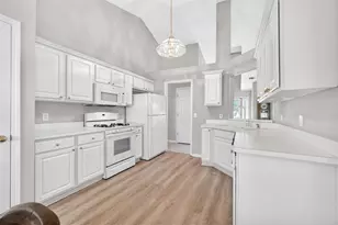 715 Chatham Park Dr, Lawrenceville, GA 30046 - Photo 12