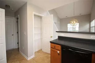 137 Swanee Ln, Woodstock, GA 30188 - Photo 6