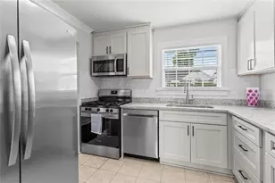 5621 Kingsport Dr NE, Sandy Springs, GA 30342 - Photo 4