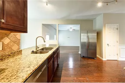 635 Moonlight Way, Suwanee, GA 30024 - Photo 6