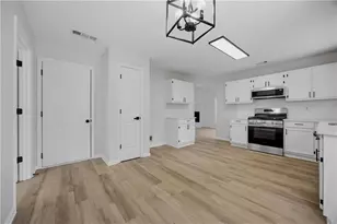 11000 Mortons Crossing, Alpharetta, GA 30022 - Photo 10