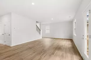 6015 Airedale Dr, Union City, GA 30213 - Photo 10