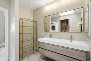 3481 Lakeside Dr NE, Atlanta, GA 30326 - Photo 16