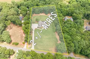 365 Stone Creek Dr, Hull, GA 30646 - Photo 2