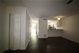4031 Bayside Cir, Atlanta, GA 30340 - Photo 14
