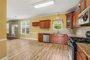 1420 Rose Terrace Cir, Loganville, GA 30052 - Photo 12