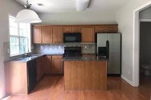8930 Ruel Ln, Suwanee, GA 30024 - Photo 4