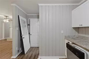 4026 E Hilda Cir, Decatur, GA 30035 - Photo 14