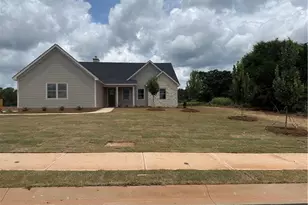 1091 Madison Hills Dr, Madison, GA 30650 - Photo 2