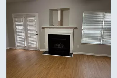 1260 Chinon Point, Lithonia, GA 30058 - Photo 2