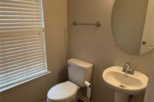 1260 Chinon Point, Lithonia, GA 30058 - Photo 8