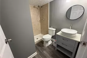 1185 Worthington Hills Dr, Roswell, GA 30076 - Photo 24