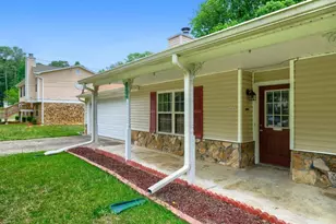 3638 E Melissa Ln, Douglasville, GA 30135 - Photo 2