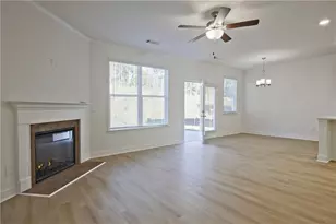 7375 Rocklin Ln, Flowery Branch, GA 30542 - Photo 8