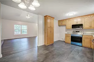 302 Crystal Creek Dr, Jasper, GA 30143 - Photo 14