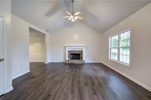 302 Crystal Creek Dr, Jasper, GA 30143 - Photo 6