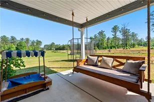 296 Beavers Rd, Grantville, GA 30220 - Photo 8