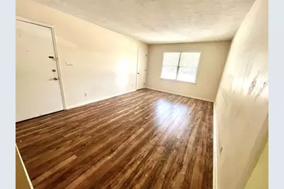 1002 Level Creek Road #201, Sugar Hill, GA 30518 - Photo 2
