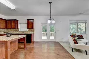 560 Collingsworth Ln, Lawrenceville, GA 30043 - Photo 22