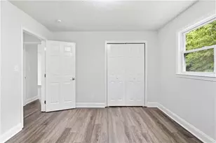 6867 Laurel Wood Dr, Douglasville, GA 30135 - Photo 16