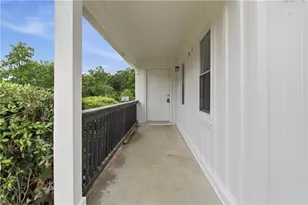 6867 Laurel Wood Dr, Douglasville, GA 30135 - Photo 4