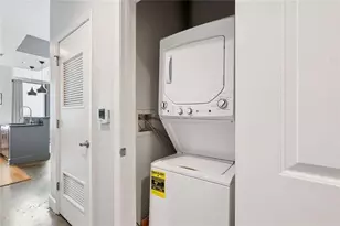 44 Peachtree Pl NW, Atlanta, GA 30309 - Photo 18