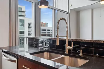 44 Peachtree Place NW #2027, Atlanta, GA 30309 - Photo 12
