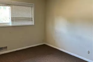 2399 Wexford Dr, Atlanta, GA 30349 - Photo 8