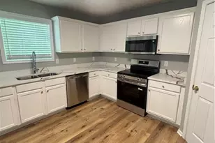 1191 Folkstone Dr, McDonough, GA 30253 - Photo 8