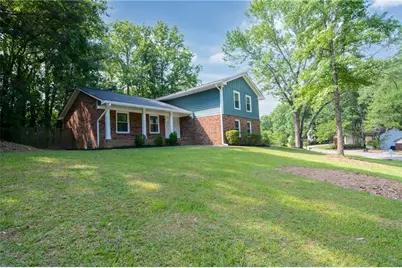 140 Ansley Court, Roswell, GA 30076 - Photo 1