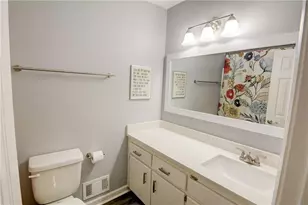 140 Ansley Ct, Roswell, GA 30076 - Photo 18