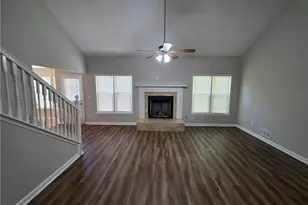 1075 To Lani Dr, Stone Mountain, GA 30083 - Photo 4