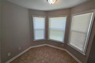 1075 To Lani Dr, Stone Mountain, GA 30083 - Photo 14