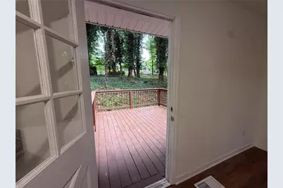 5641 Stone Court, Stone Mountain, GA 30087 - Photo 14