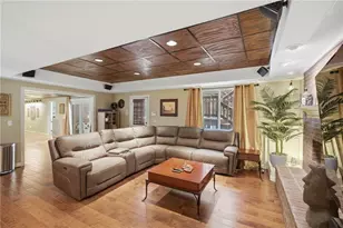 10025 Farmbrook Ln, Johns Creek, GA 30022 - Photo 38