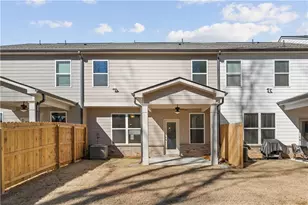 5669 Overview Dr, Flowery Branch, GA 30542 - Photo 24