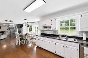 2472 Chimney Top Ln, Snellville, GA 30078 - Photo 6