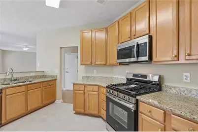 6020 Riveroak Terrace, Atlanta, GA 30349 - Photo 10