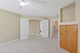 6020 Riveroak Terrace, Atlanta, GA 30349 - Photo 36