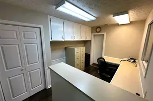 508 S Wall St, Calhoun, GA 30701 - Photo 8