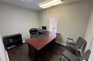 508 S Wall St, Calhoun, GA 30701 - Photo 10