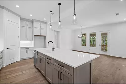 708 Woodlake Court, Canton, GA 30114 - Photo 10