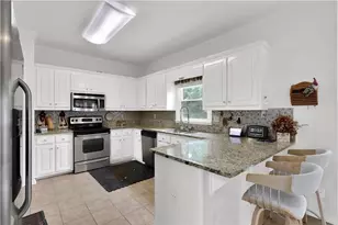 320 Riverbirch Ln, Lawrenceville, GA 30044 - Photo 16